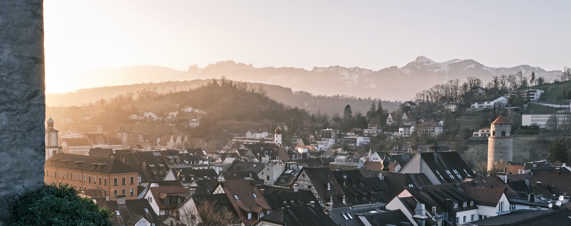 marcus-ganahl-1X3MvIPs8-0-unsplash-3500x1385