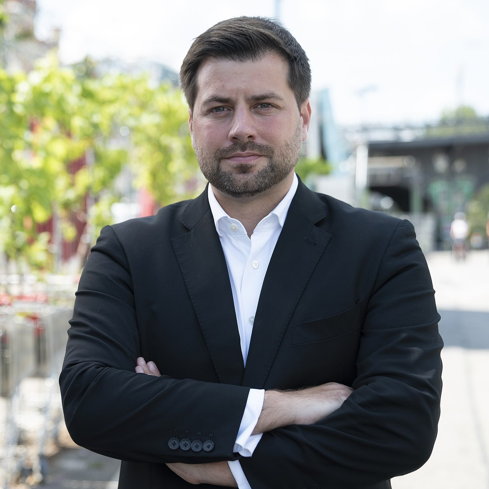Michi Bernhard, 2019-1569x1569