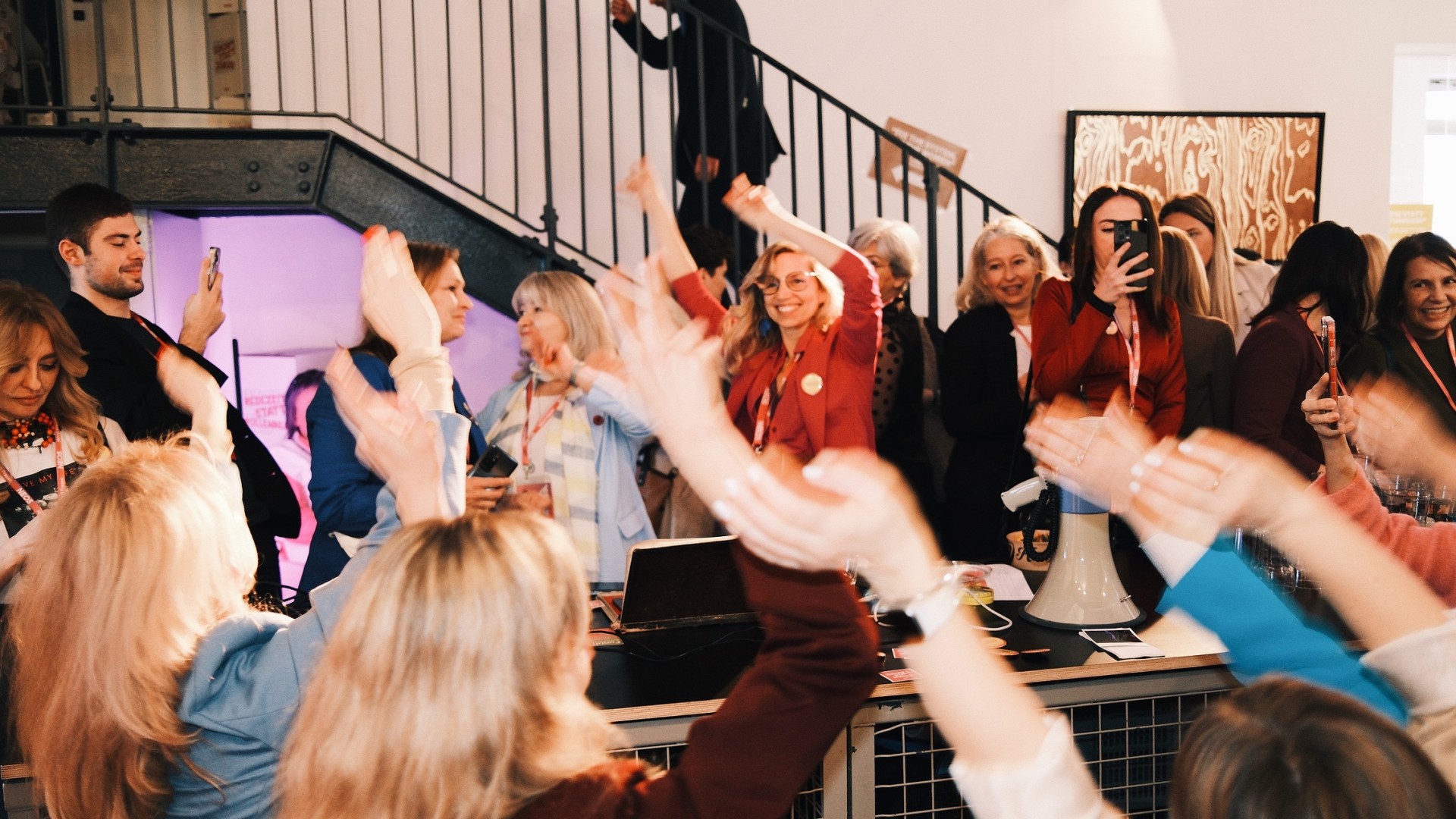 2026-02-28 Frauenkonferenz Stimmung 286.JPG compressed