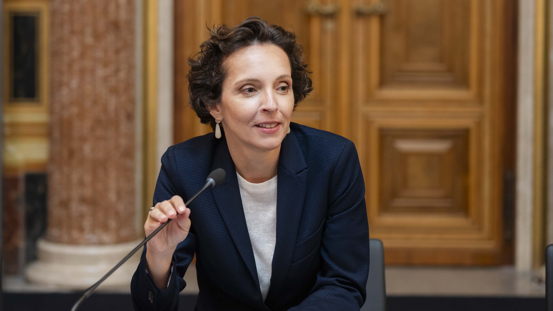 Martina Kuensberg Sarre_24-128.jpg